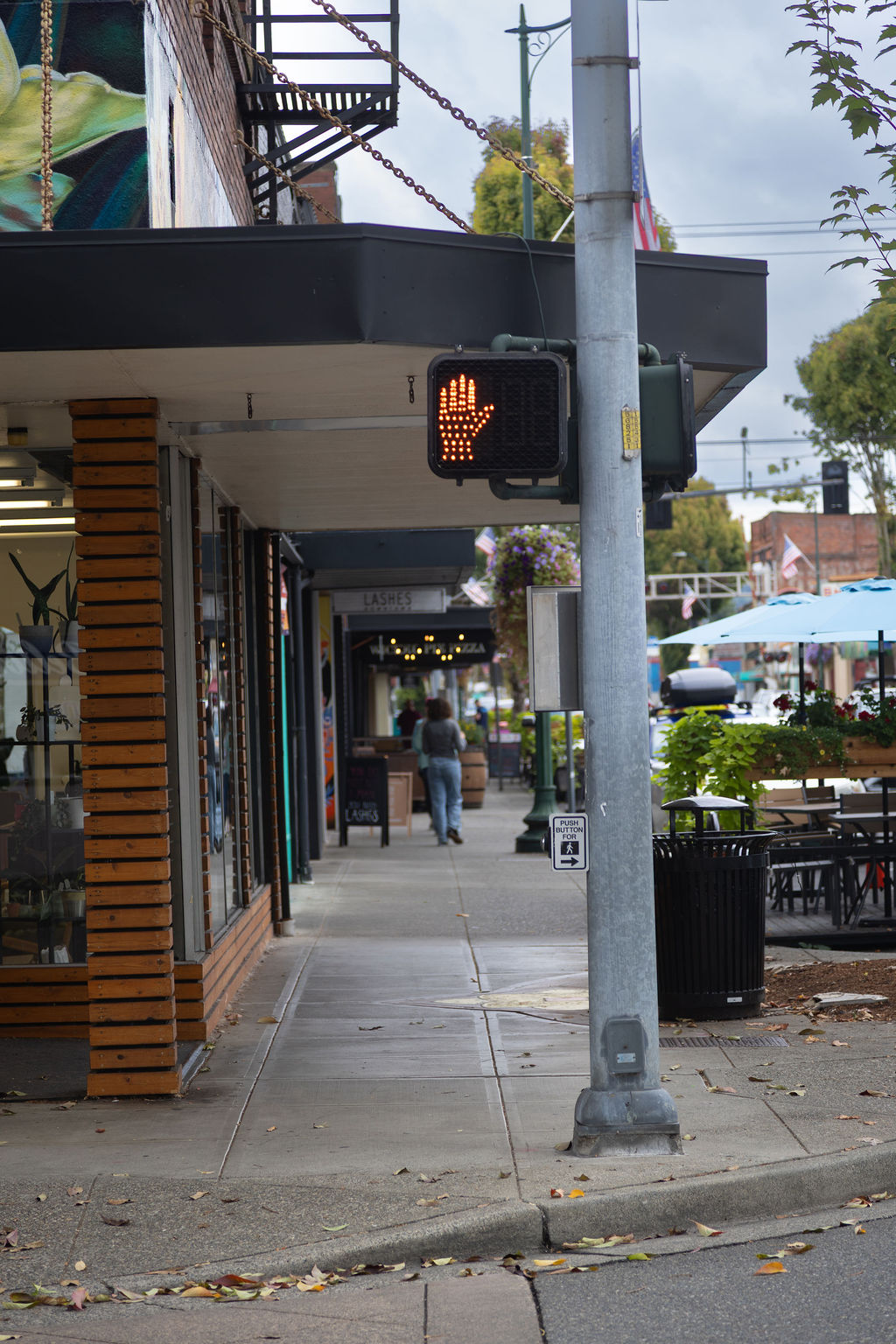 Downtown Puyallup storefronts and pedestrian crossing
